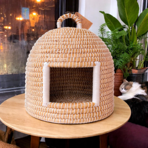Cuddle Cave StrawLeaf Cat House